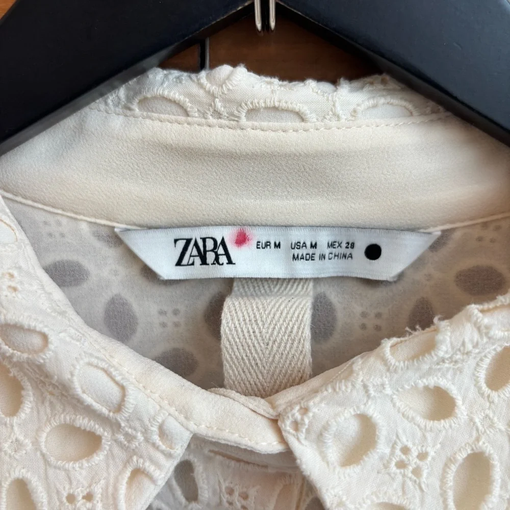 ZARA CREAM EMBROIDERED CUTWORK MIDI DRESS, SIZE M